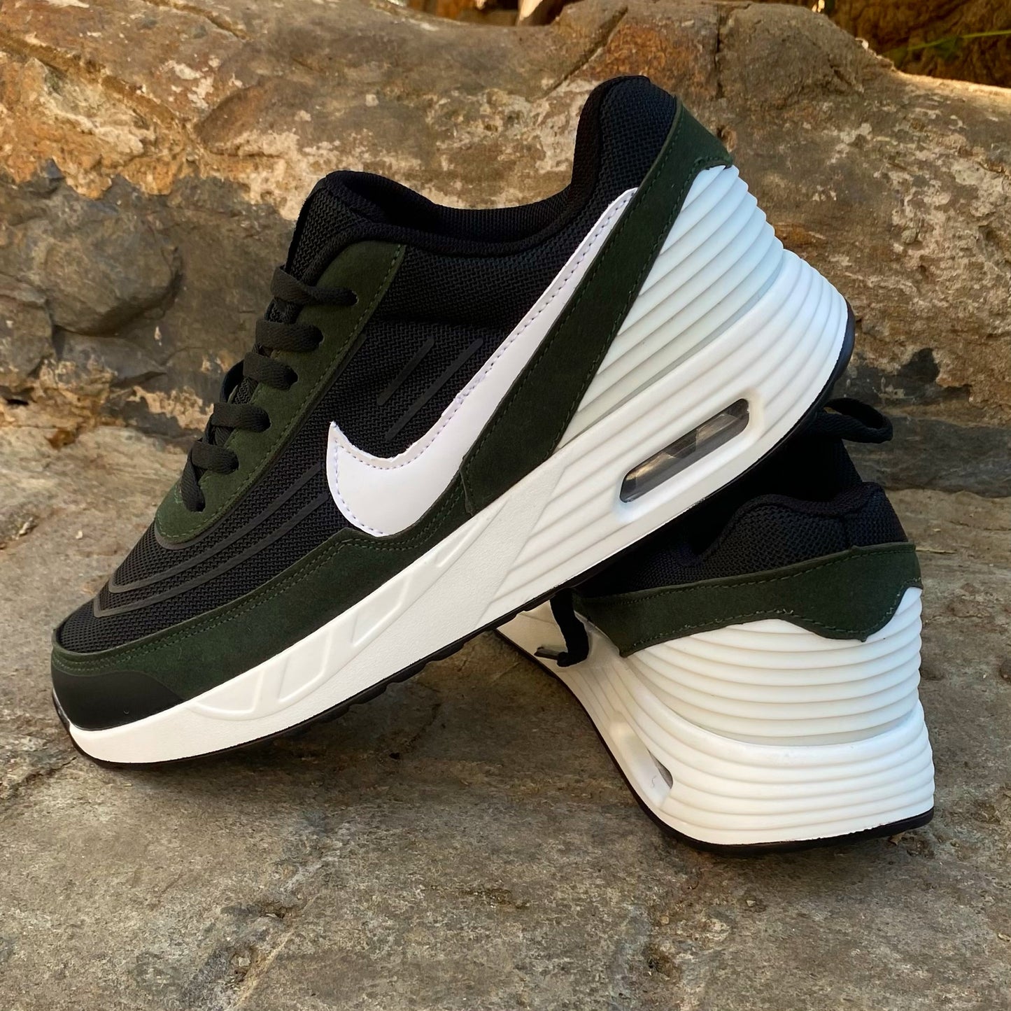 NIKE AIR MAX VERSE AQUARIUM